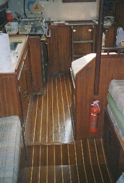 Petur's Teak sole main.jpg