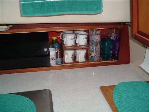 Modaki Inside cabin 004