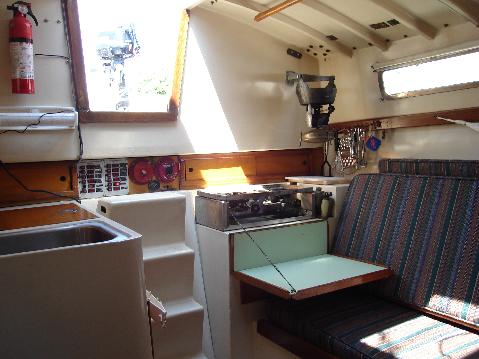 479_galley02.JPG